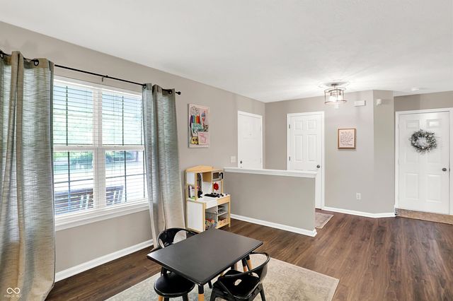 12004 Gatwick View Drive, Fishers, IN 46037