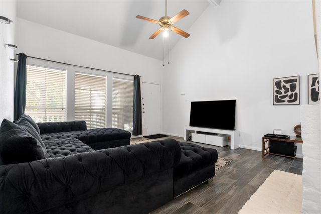 2100 Tanglewilde Street 614, Houston, TX 77063
