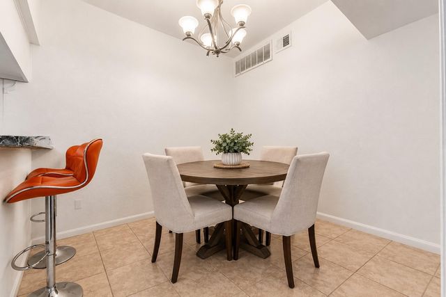 2100 Tanglewilde Street 614, Houston, TX 77063