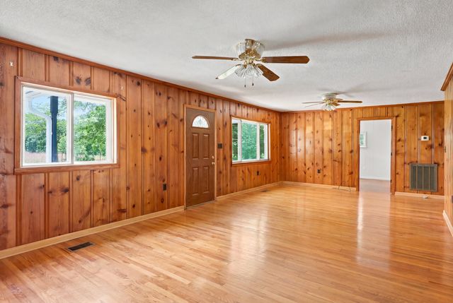 231 Old Miller Road, Signal Mountain, TN 37377