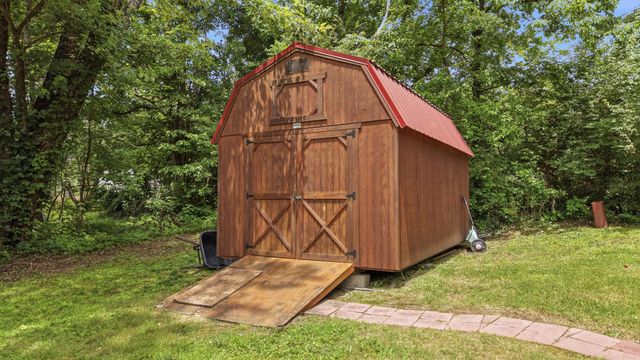 231 Old Miller Road, Signal Mountain, TN 37377