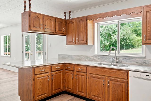 231 Old Miller Road, Signal Mountain, TN 37377