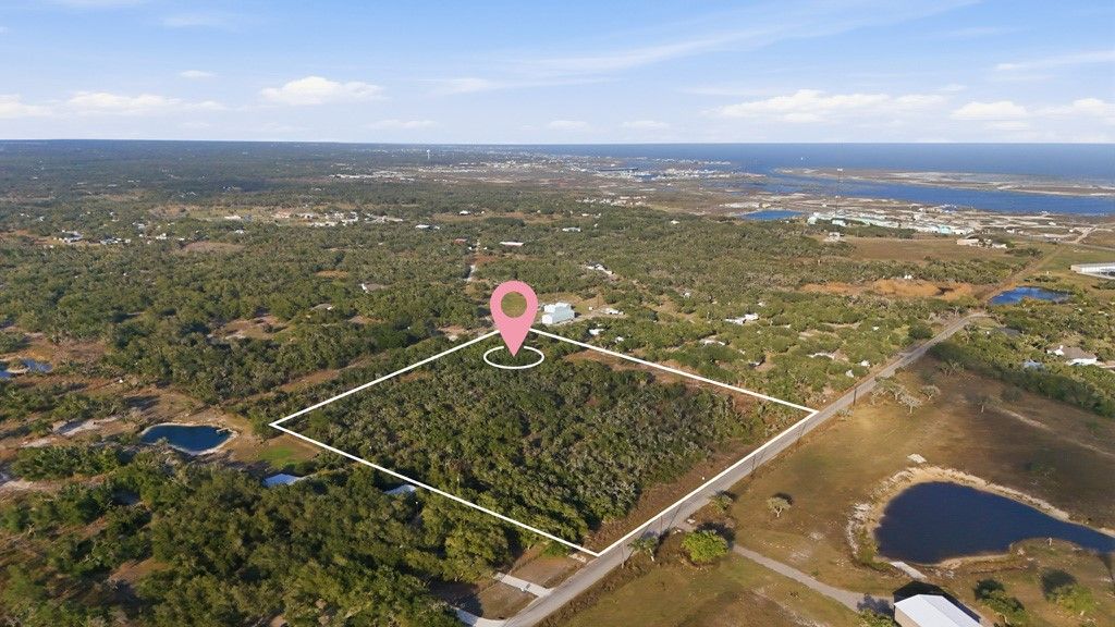 130 Lamar Dr, Rockport, TX 78382 — photo 2