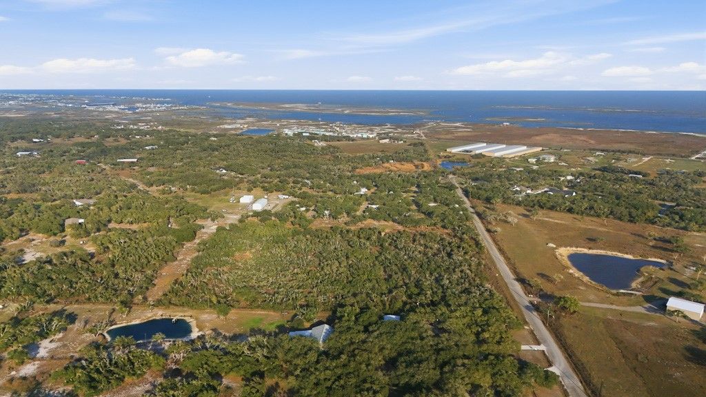 130 Lamar Dr, Rockport, TX 78382 — photo 5