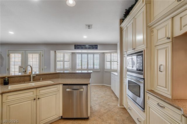 6551 Kell Lane, Las Vegas, NV 89156