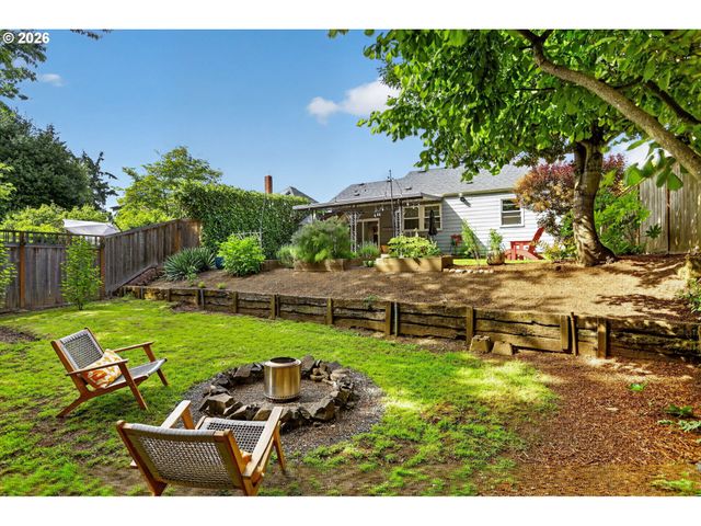 7340 N WILLAMETTE Blvd, Portland, OR 97203