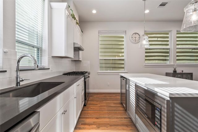 316 Jensen Drive, Houston, TX 77020