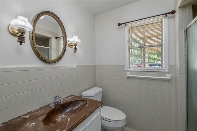 515 North Sharp, Franklin, TX 77856