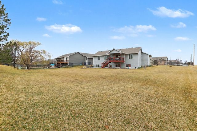 111 W Capstone Ct, Andover, KS 67002
