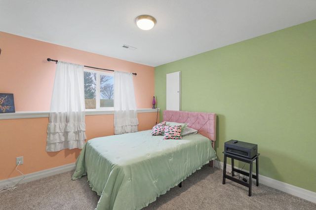 111 W Capstone Ct, Andover, KS 67002