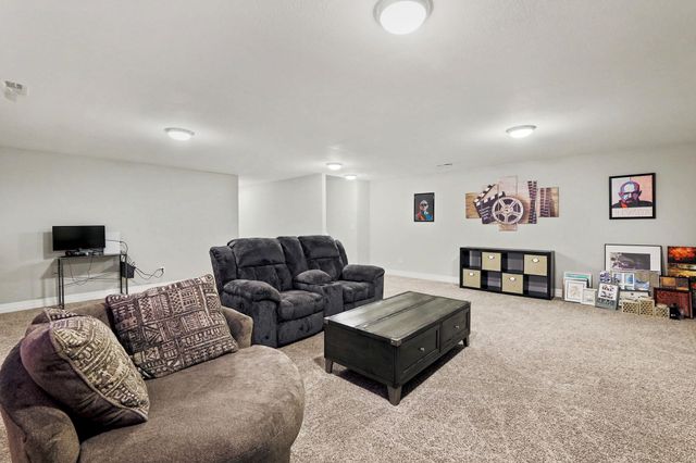 111 W Capstone Ct, Andover, KS 67002