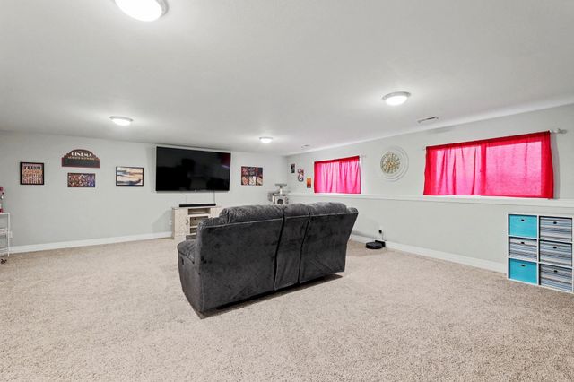 111 W Capstone Ct, Andover, KS 67002