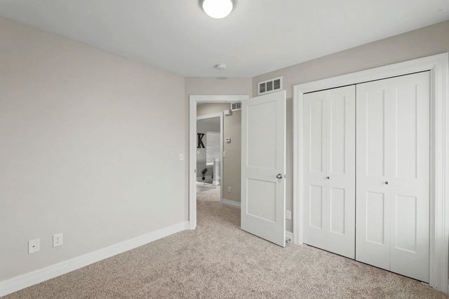 111 W Capstone Ct, Andover, KS 67002