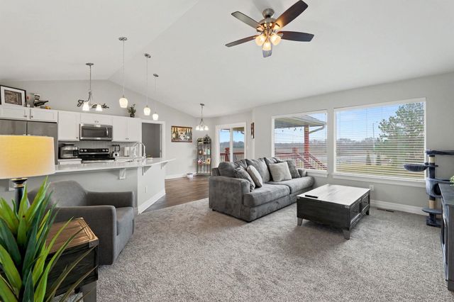 111 W Capstone Ct, Andover, KS 67002