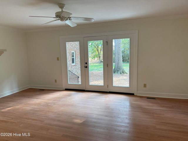 2207 Greenwich Lane NW, Wilson, NC 27896