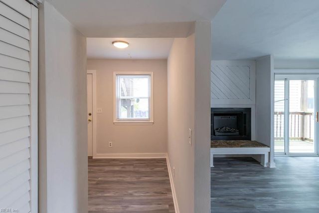 1522 Chela Ave Apt A1, Norfolk, VA 23503