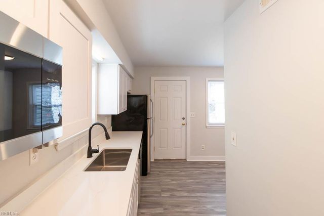 1522 Chela Ave Apt A1, Norfolk, VA 23503