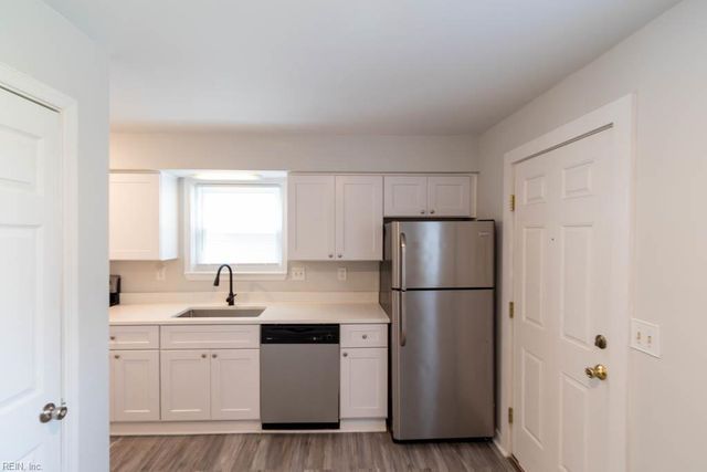 1522 Chela Ave Apt A1, Norfolk, VA 23503