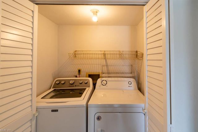 1522 Chela Ave Apt A1, Norfolk, VA 23503