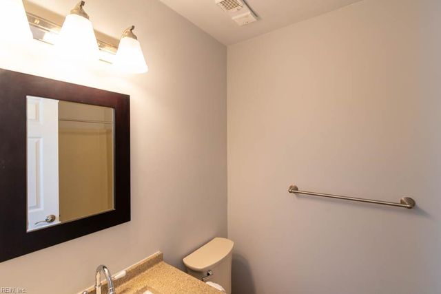 1522 Chela Ave Apt A1, Norfolk, VA 23503