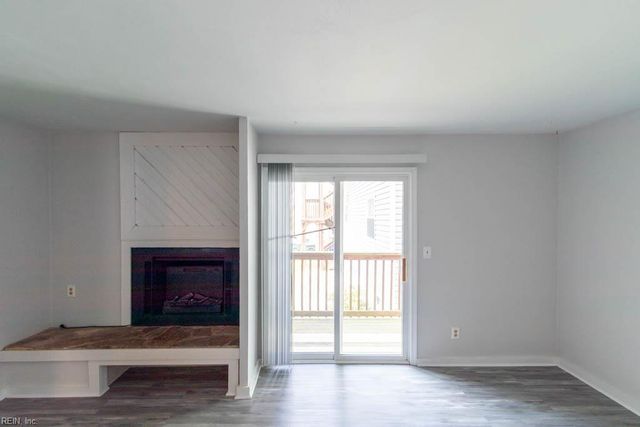 1522 Chela Ave Apt A1, Norfolk, VA 23503