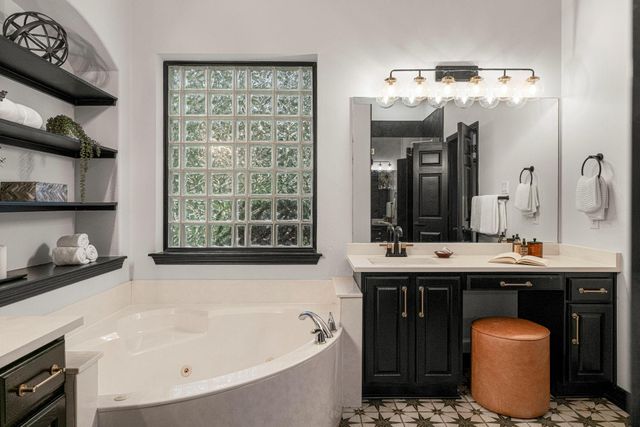 12113 Cascade Caverns TRL, Austin, TX 78739