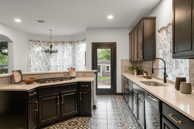 12113 Cascade Caverns TRL, Austin, TX 78739