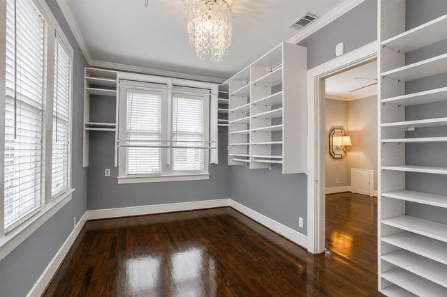 5911 Vanderbilt Avenue, Dallas, TX 75206