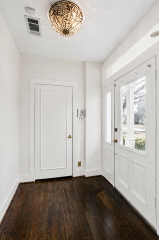 5911 Vanderbilt Avenue, Dallas, TX 75206