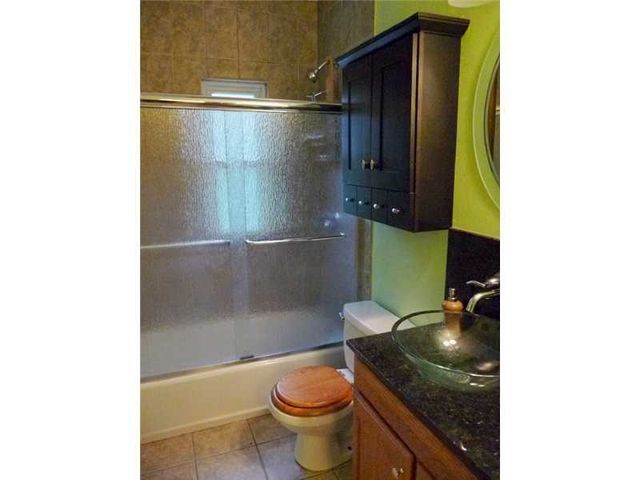 1132 Clifton Rd, Bethel Park, PA 15102