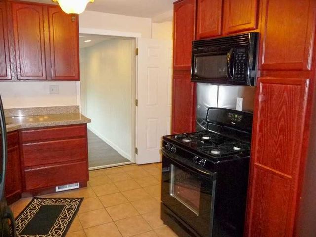 1132 Clifton Rd, Bethel Park, PA 15102