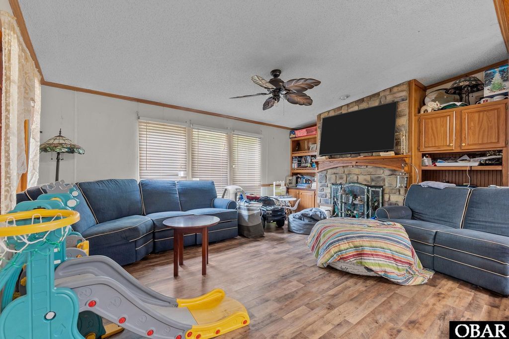 Image 11 of property listing at 92 Mosley Lane, Wanchese, NC 27981