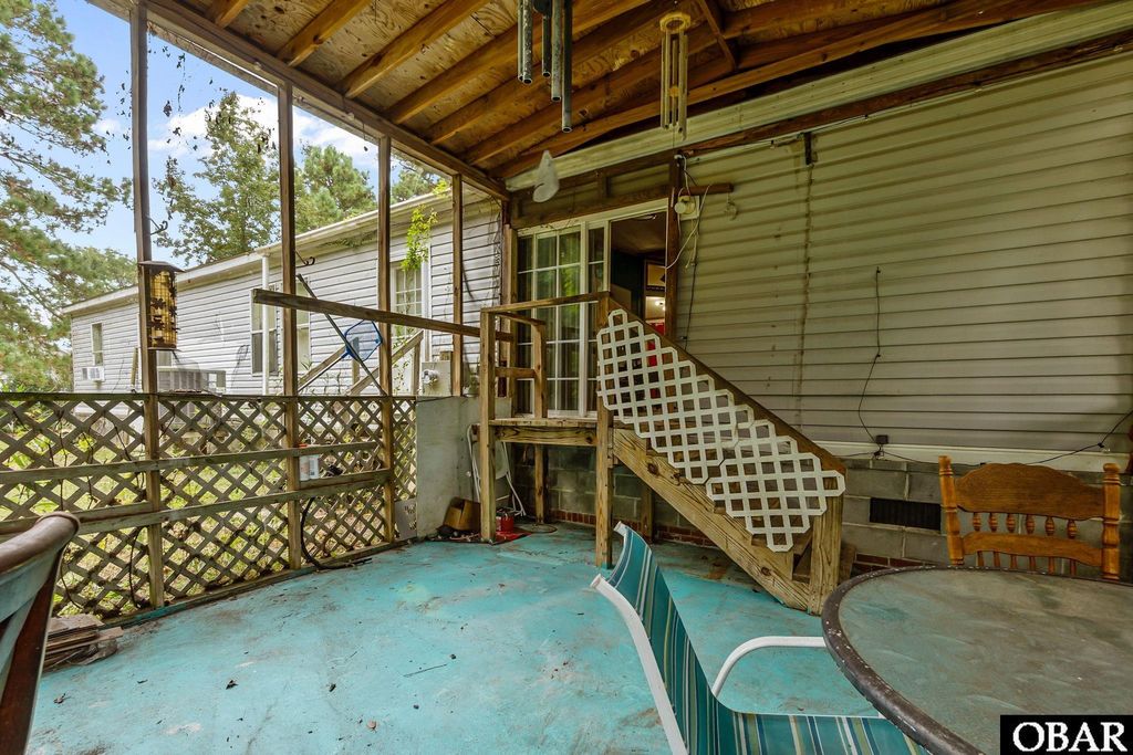 Image 22 of property listing at 92 Mosley Lane, Wanchese, NC 27981