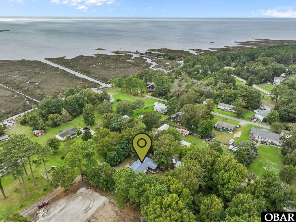 Image 28 of property listing at 92 Mosley Lane, Wanchese, NC 27981