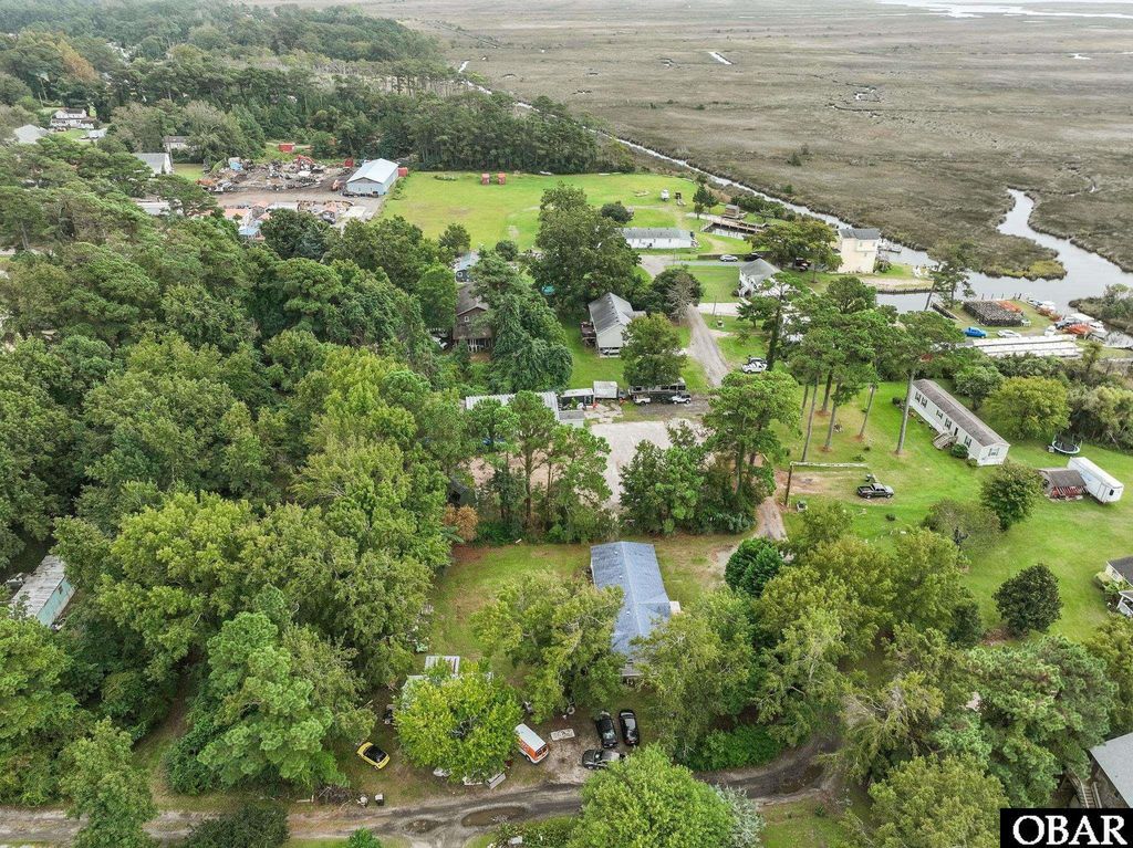 Image 30 of property listing at 92 Mosley Lane, Wanchese, NC 27981