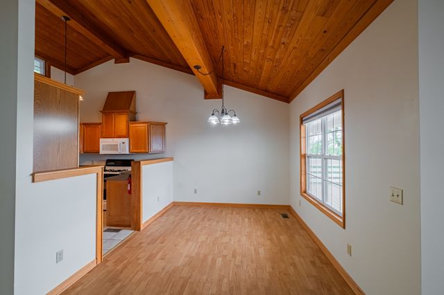 1927 Laurel Lake Dr, Monteagle, TN 37356