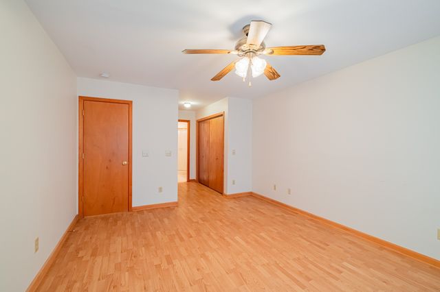 1927 Laurel Lake Dr, Monteagle, TN 37356