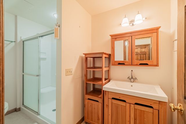 1927 Laurel Lake Dr, Monteagle, TN 37356