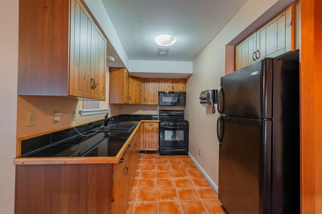 1927 Laurel Lake Dr, Monteagle, TN 37356
