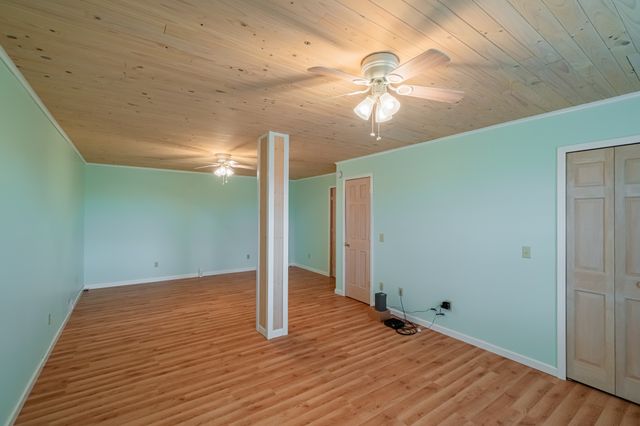 1927 Laurel Lake Dr, Monteagle, TN 37356
