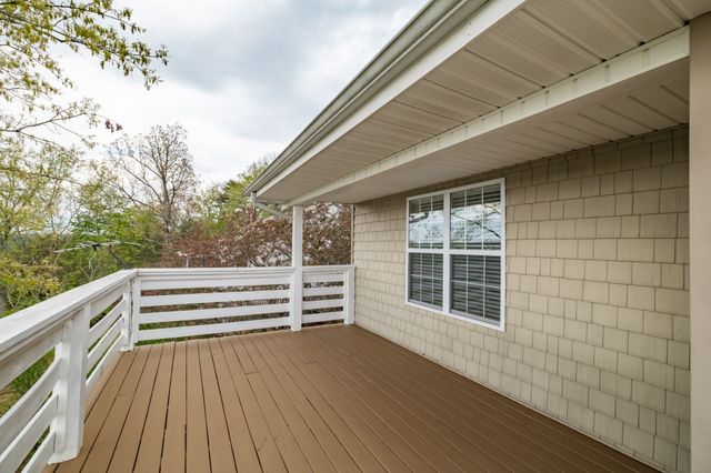1927 Laurel Lake Dr, Monteagle, TN 37356