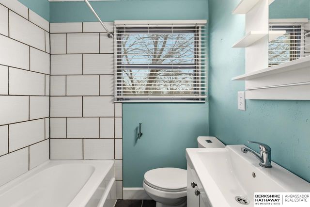 5610 Frederick Street, Omaha, NE 68106