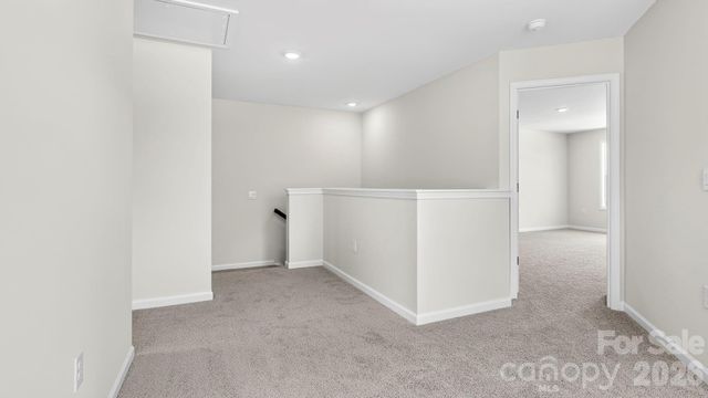 396 Creekview Road, Hendersonville, NC 28792