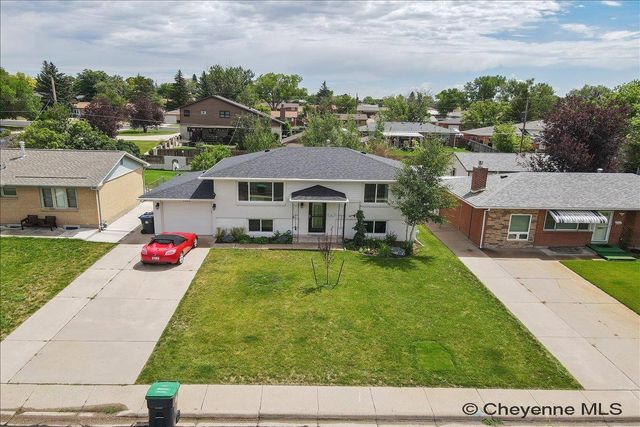 1513 MONROE AVE, Cheyenne, WY 82001