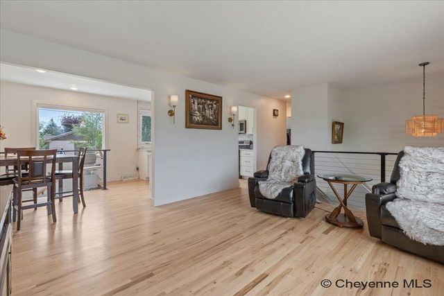 1513 MONROE AVE, Cheyenne, WY 82001