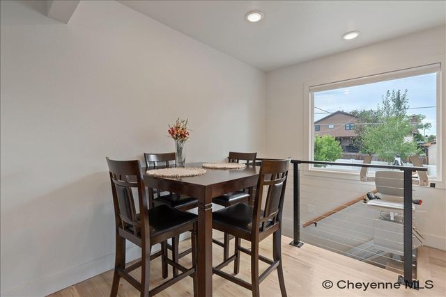 1513 MONROE AVE, Cheyenne, WY 82001