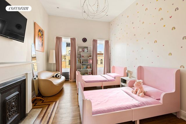 400 PUTNAM Avenue, New York City, NY 11216