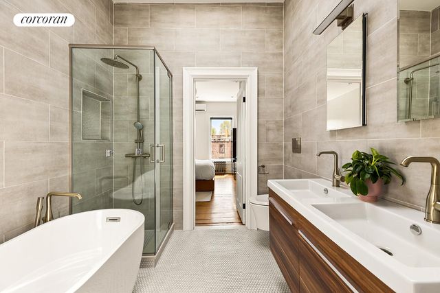 400 PUTNAM Avenue, New York City, NY 11216