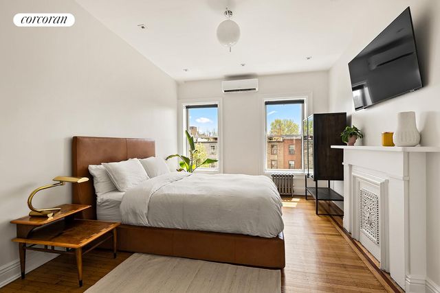 400 PUTNAM Avenue, New York City, NY 11216