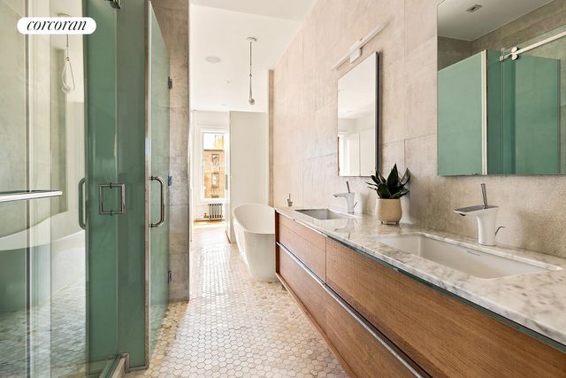 400 PUTNAM Avenue, New York City, NY 11216